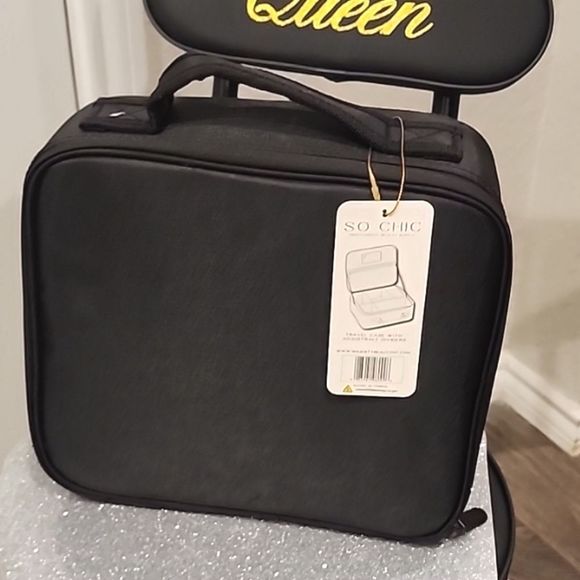 So Chic Travel Case w/Adjustable Dividers- Black - Picture 5 of 7